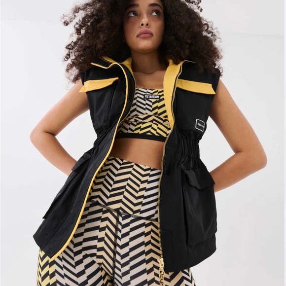 New P.E Nation Aurora Jacket Vest Black Yellow Medium - Picture 5 of 5